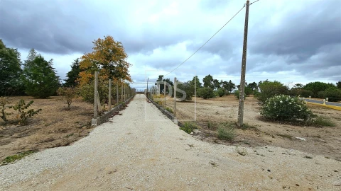Moradia T5 para Venda em Aveiras de Cima