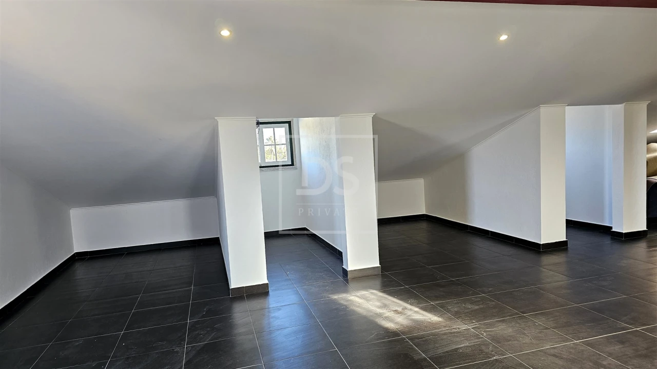 Moradia T5 para Venda em Aveiras de Cima Foto 230