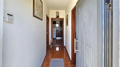 Moradia T2 para Venda em Atouguia da Baleia
