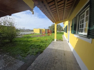 Moradia T3 para Venda em Glória do Ribatejo e Granho