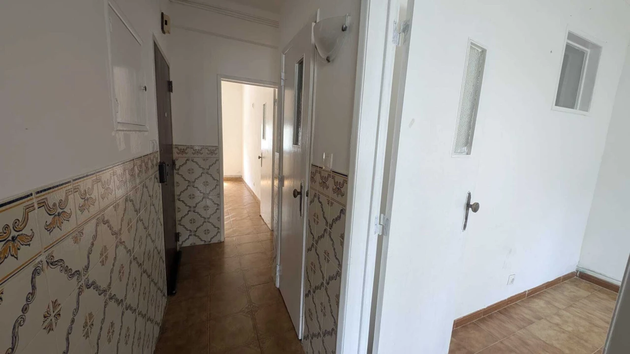 Apartamento T2 para Venda em Barreiro e Lavradio Foto 5