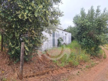 Quinta T0 para Venda em Portel