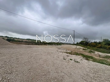 Terreno para Venda em Achete, Azoia de Baixo e Póvoa de Santarém