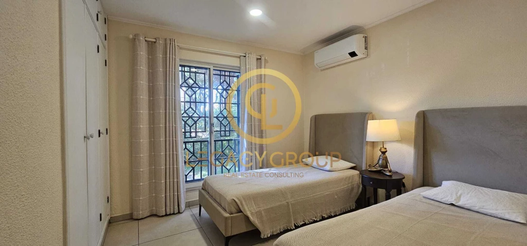 Apartamento T3 para Venda em Quarteira Foto 12
