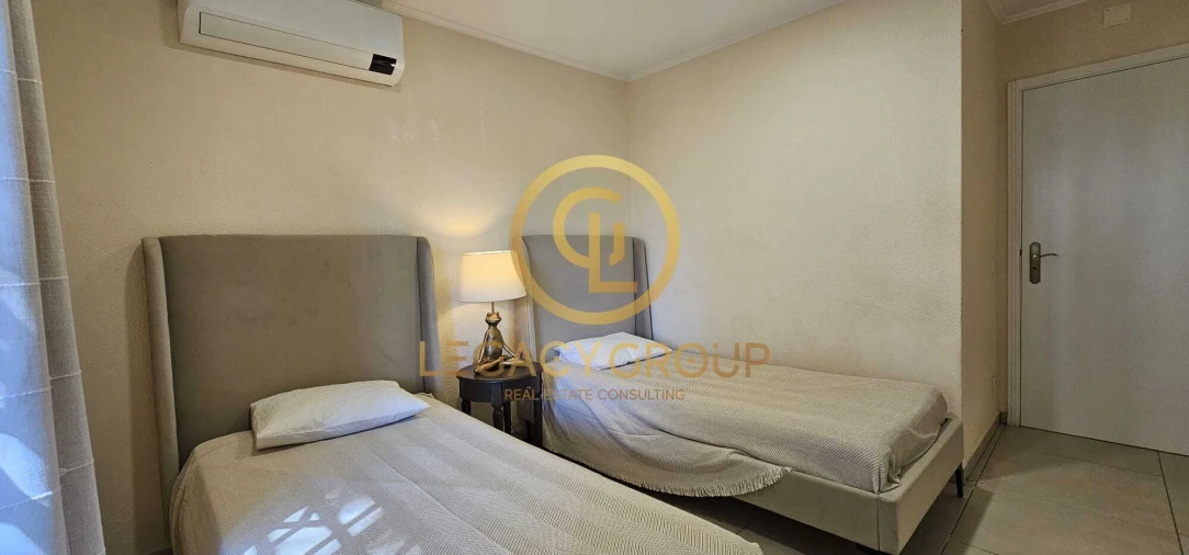 Apartamento T3 para Venda em Quarteira Foto 13