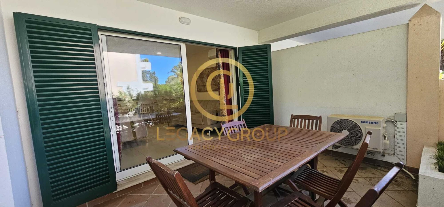 Apartamento T3 para Venda em Quarteira Foto 18