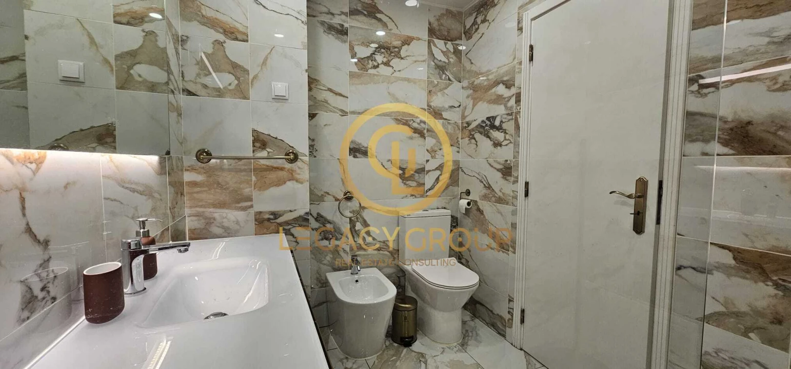 Apartamento T3 para Venda em Quarteira Foto 15