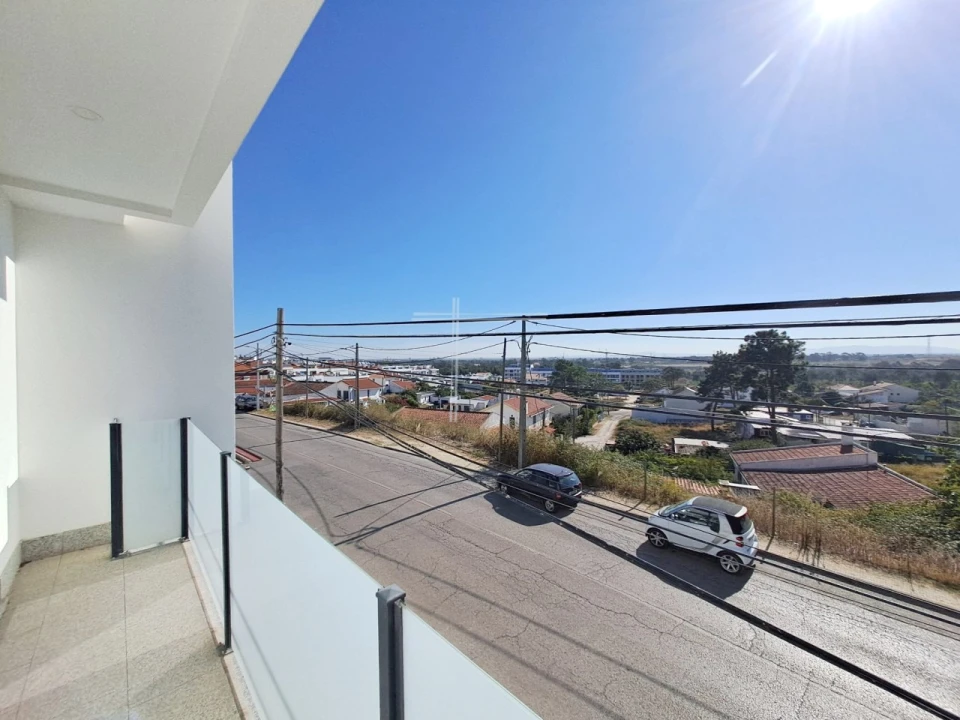 Moradia T4 para Venda em Corroios Foto 16