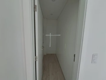 Moradia T4 para Venda em Corroios