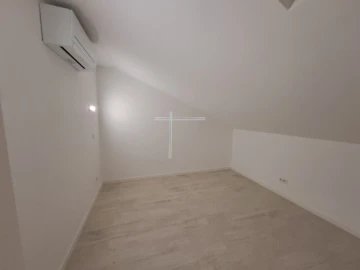 Moradia T4 para Venda em Corroios