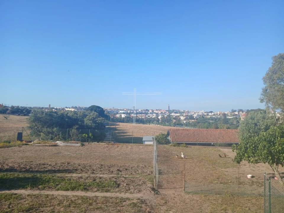 Terreno para Arrendamento em Charneca de Caparica e Sobreda Foto 3