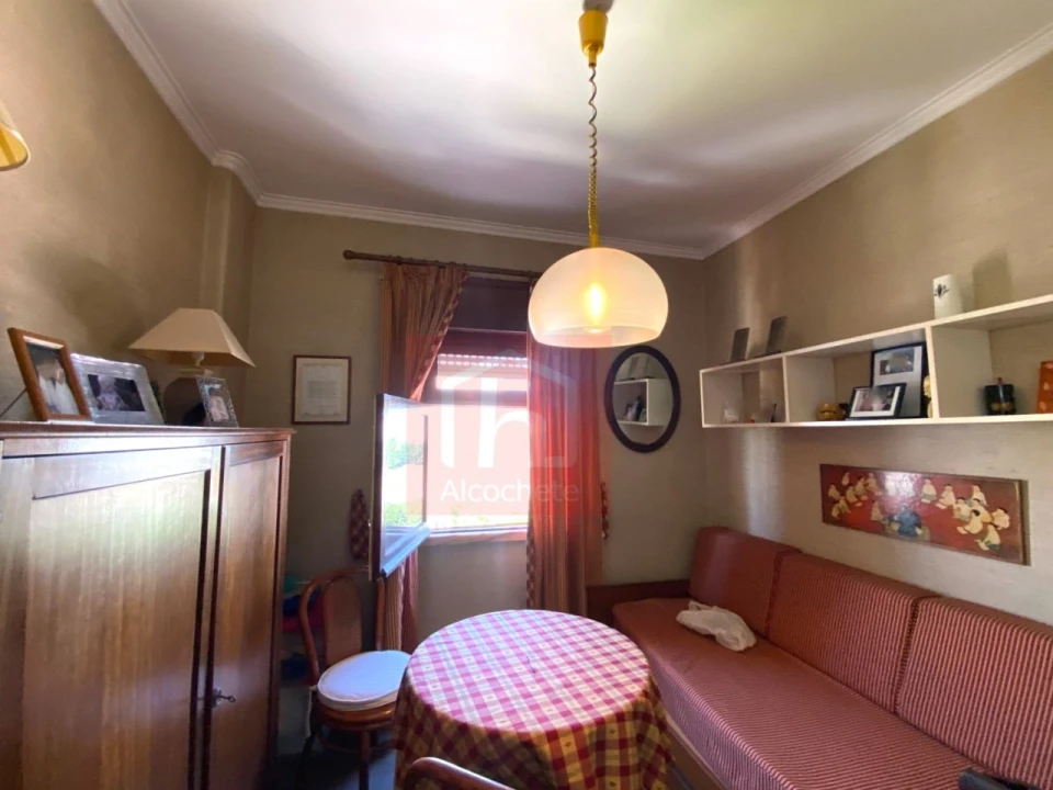 Apartamento T2 para Venda em São Domingos de Benfica Foto 6