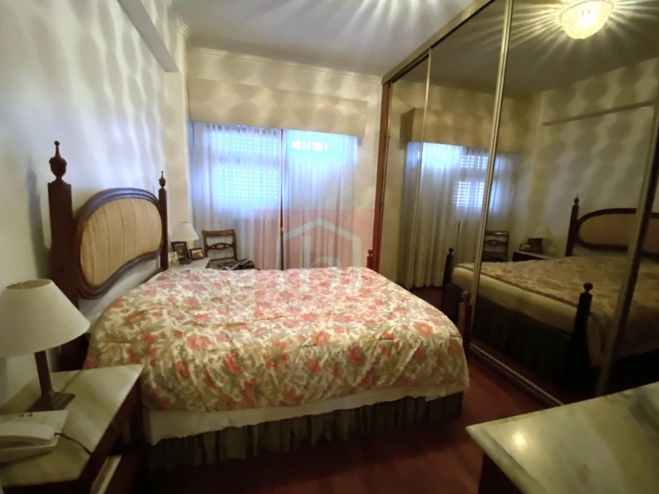 Apartamento T2 para Venda em São Domingos de Benfica Foto 13