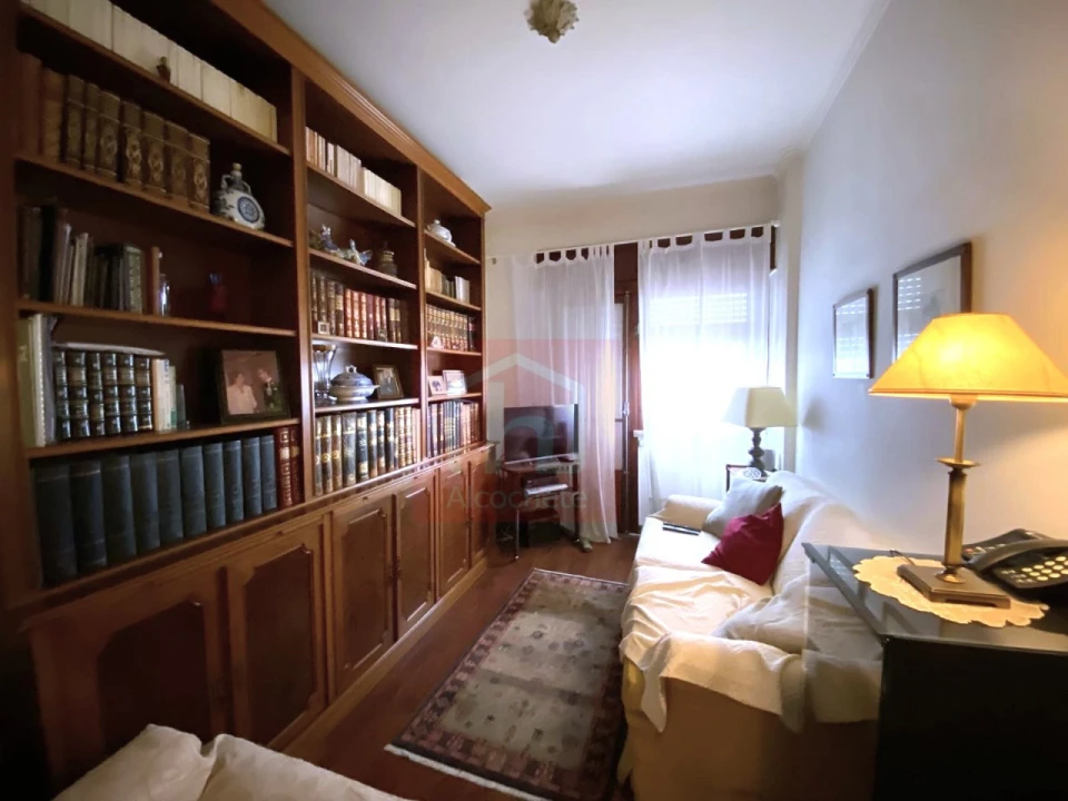 Apartamento T2 para Venda em São Domingos de Benfica Foto 23