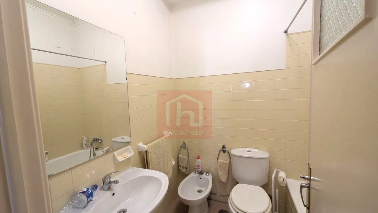 Apartamento T3 para Venda em São Domingos de Benfica Foto 23