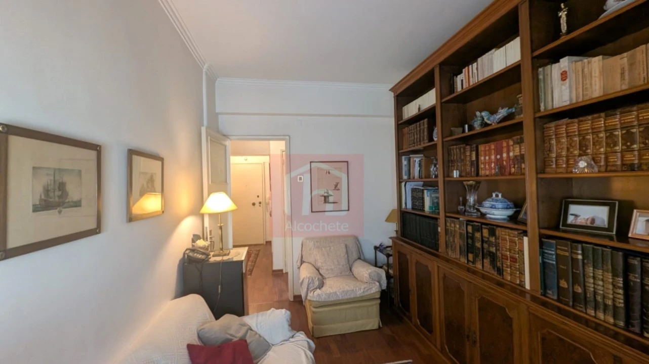Apartamento T3 para Venda em São Domingos de Benfica Foto 6