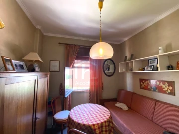 Apartamento T2 para Venda em São Domingos de Benfica