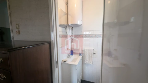 Apartamento T3 para Venda em São Domingos de Benfica