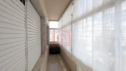 Apartamento T3 para Venda em São Domingos de Benfica