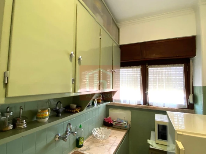 Apartamento T2 para Venda em São Domingos de Benfica Foto 8