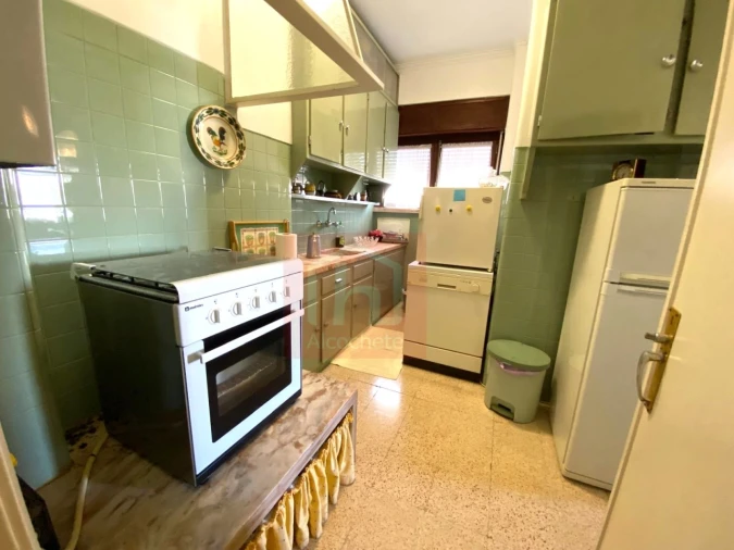 Apartamento T2 para Venda em São Domingos de Benfica Foto 9