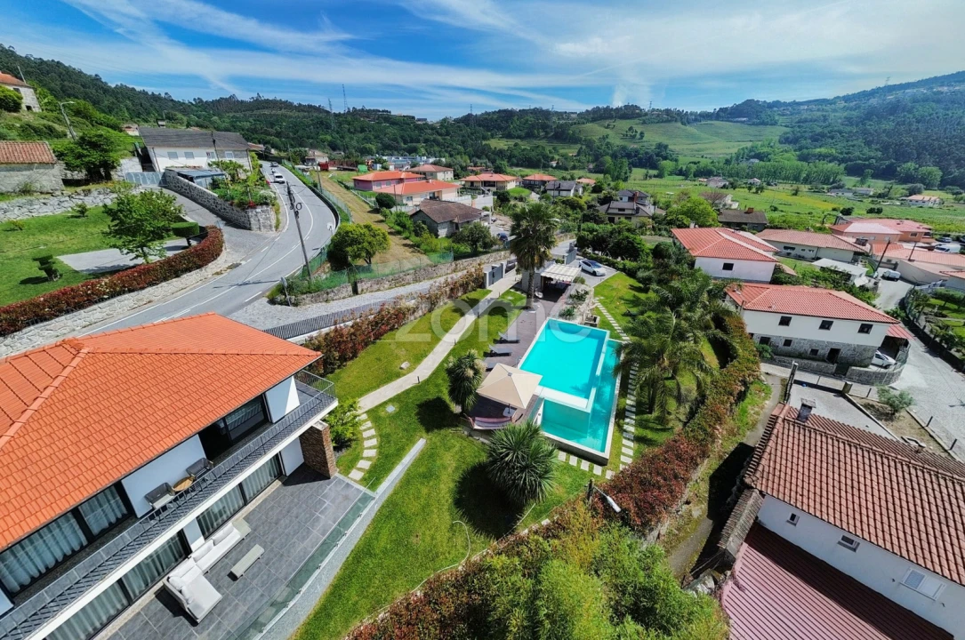 Moradia T4 para Venda em Geraz do Minho Foto 47