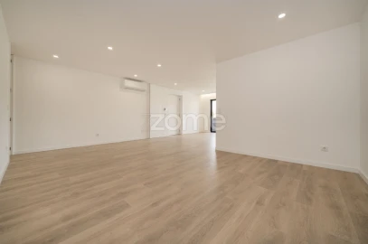 Apartamento T3 para Venda em Povoa de Lanhoso (N. Senhora do Amparo)