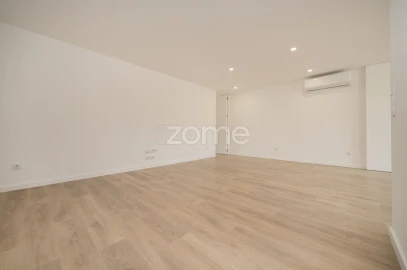 Apartamento T3 para Venda em Povoa de Lanhoso (N. Senhora do Amparo)