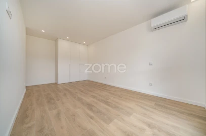 Apartamento T3 para Venda em Povoa de Lanhoso (N. Senhora do Amparo)