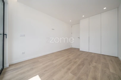 Apartamento T3 para Venda em Povoa de Lanhoso (N. Senhora do Amparo)