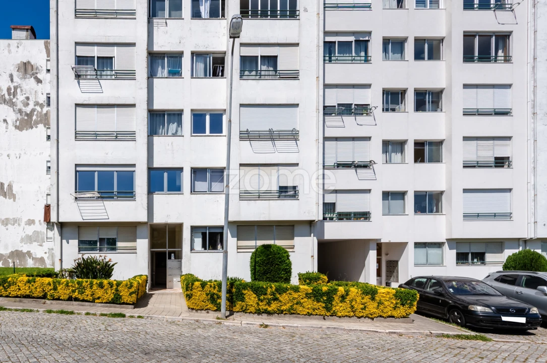 Apartamento T2 para Venda em Aguas Santas Foto 1