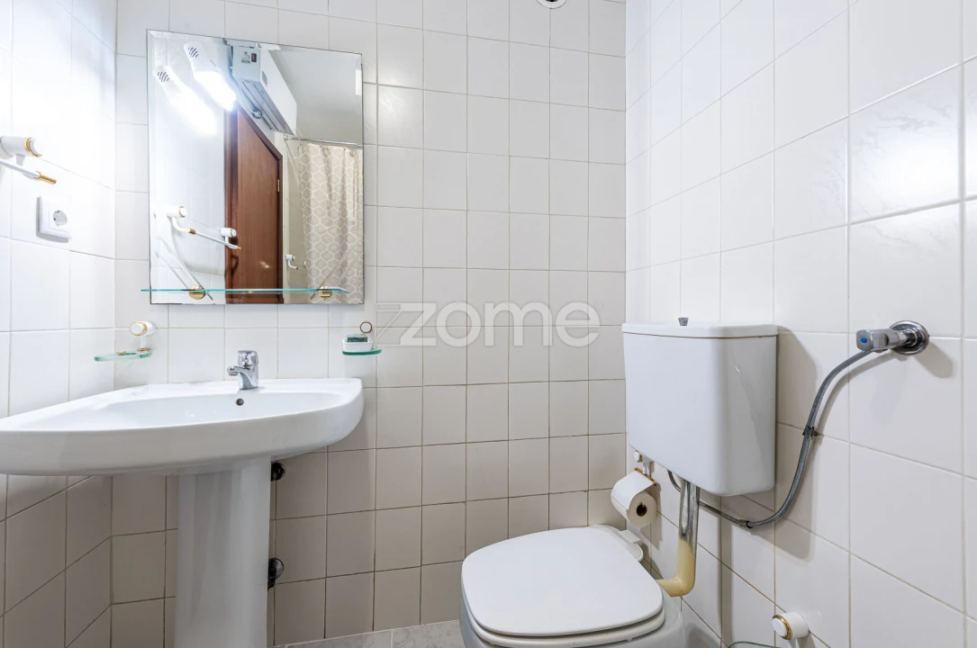 Apartamento T2 para Venda em Aguas Santas Foto 24
