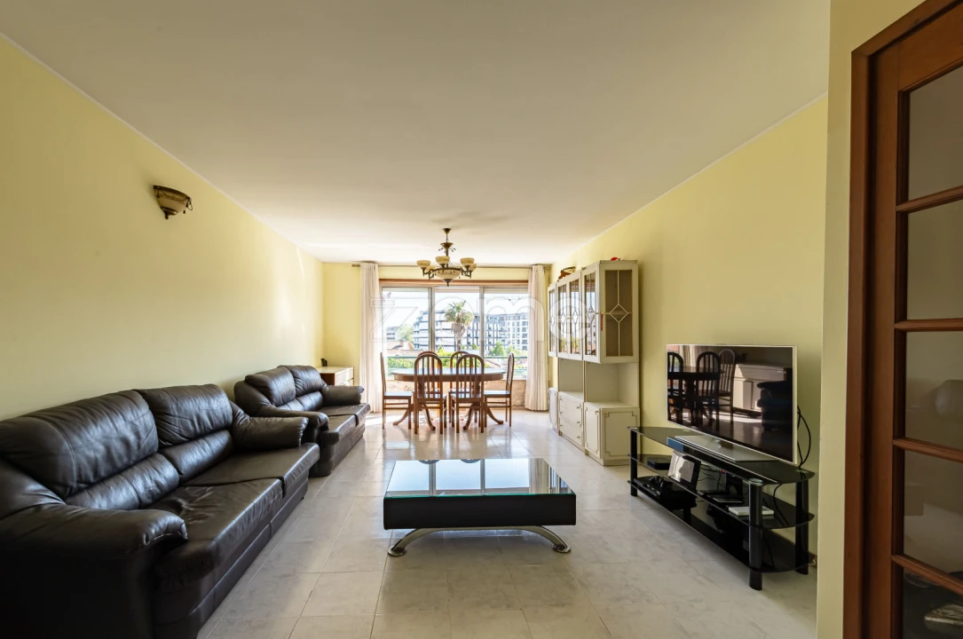 Apartamento T2 para Venda em Aguas Santas Foto 12