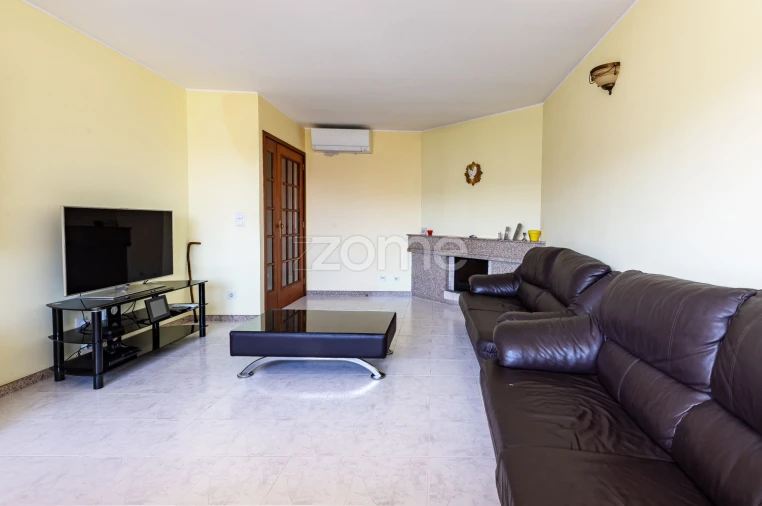 Apartamento T2 para Venda em Aguas Santas Foto 15