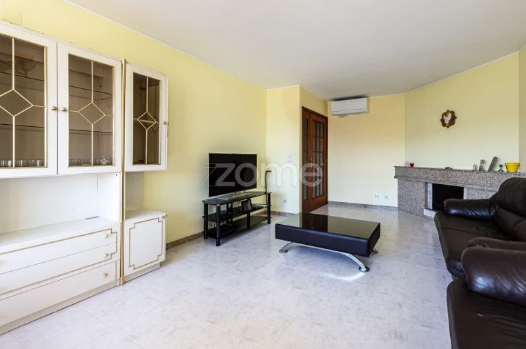 Apartamento T2 para Venda em Aguas Santas Foto 16