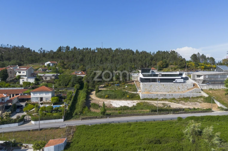 Terreno para Venda em Campo e Sobrado Foto 2