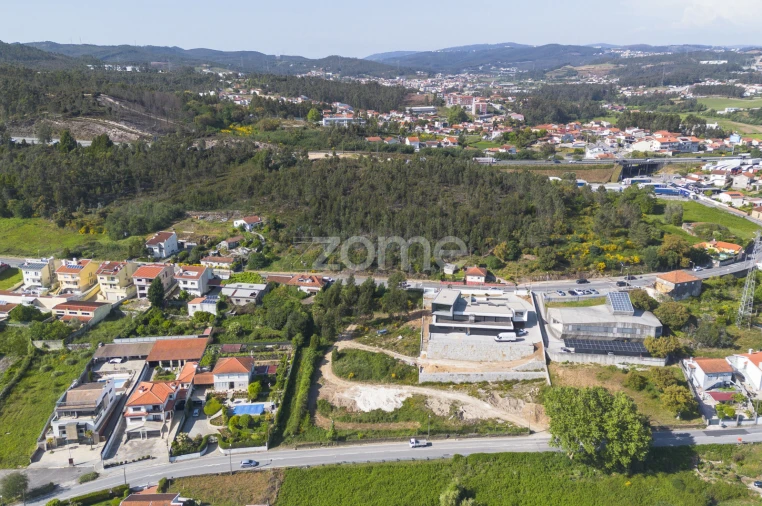 Terreno para Venda em Campo e Sobrado Foto 11