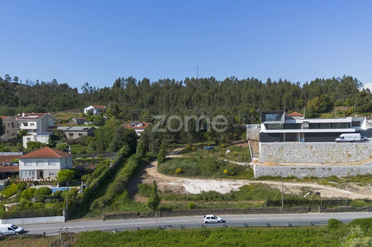 Terreno para Venda em Campo e Sobrado Foto 13