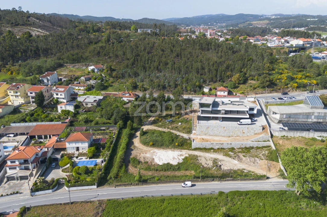 Terreno para Venda em Campo e Sobrado Foto 9