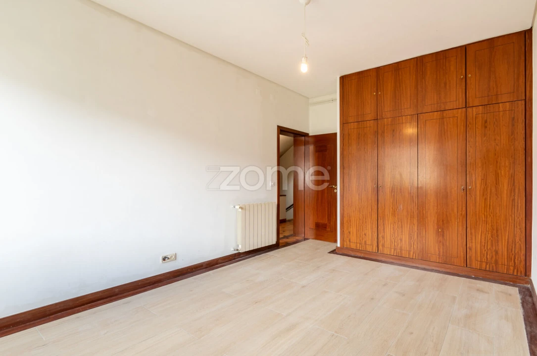 Moradia T3 para Venda em Campanhã Foto 26