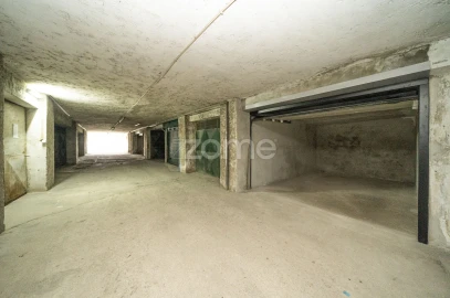 Apartamento T4 para Venda em Povoa de Lanhoso (N. Senhora do Amparo)