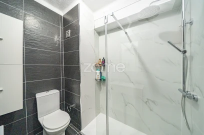 Apartamento T4 para Venda em Povoa de Lanhoso (N. Senhora do Amparo)