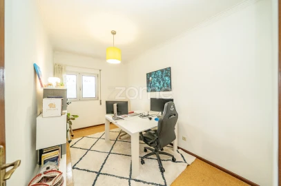 Apartamento T4 para Venda em Povoa de Lanhoso (N. Senhora do Amparo)