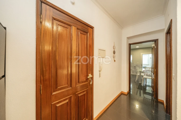 Apartamento T4 para Venda em Povoa de Lanhoso (N. Senhora do Amparo) Foto 14