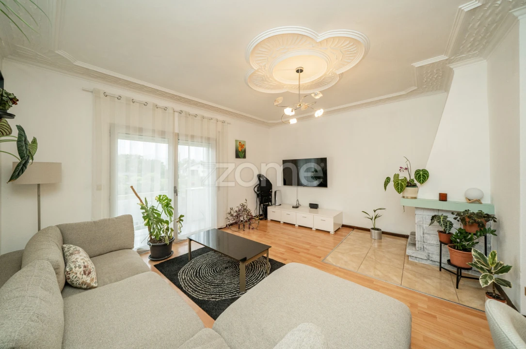 Apartamento T4 para Venda em Povoa de Lanhoso (N. Senhora do Amparo) Foto 10