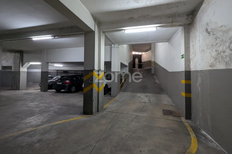 Apartamento T3 para Venda em São João da Madeira Foto 32
