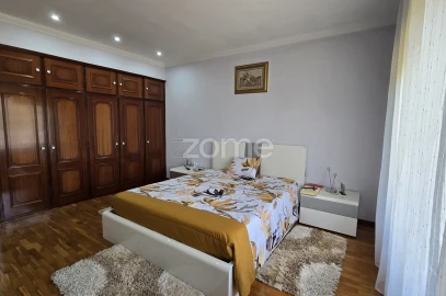 Moradia T3 para Venda em Santa Maria da Feira, Travanca, Sanfins e Espargo