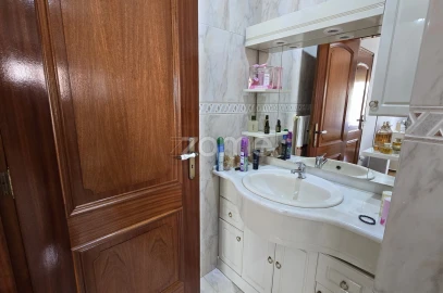 Moradia T3 para Venda em Santa Maria da Feira, Travanca, Sanfins e Espargo