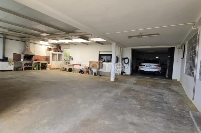 Moradia T3 para Venda em Santa Maria da Feira, Travanca, Sanfins e Espargo