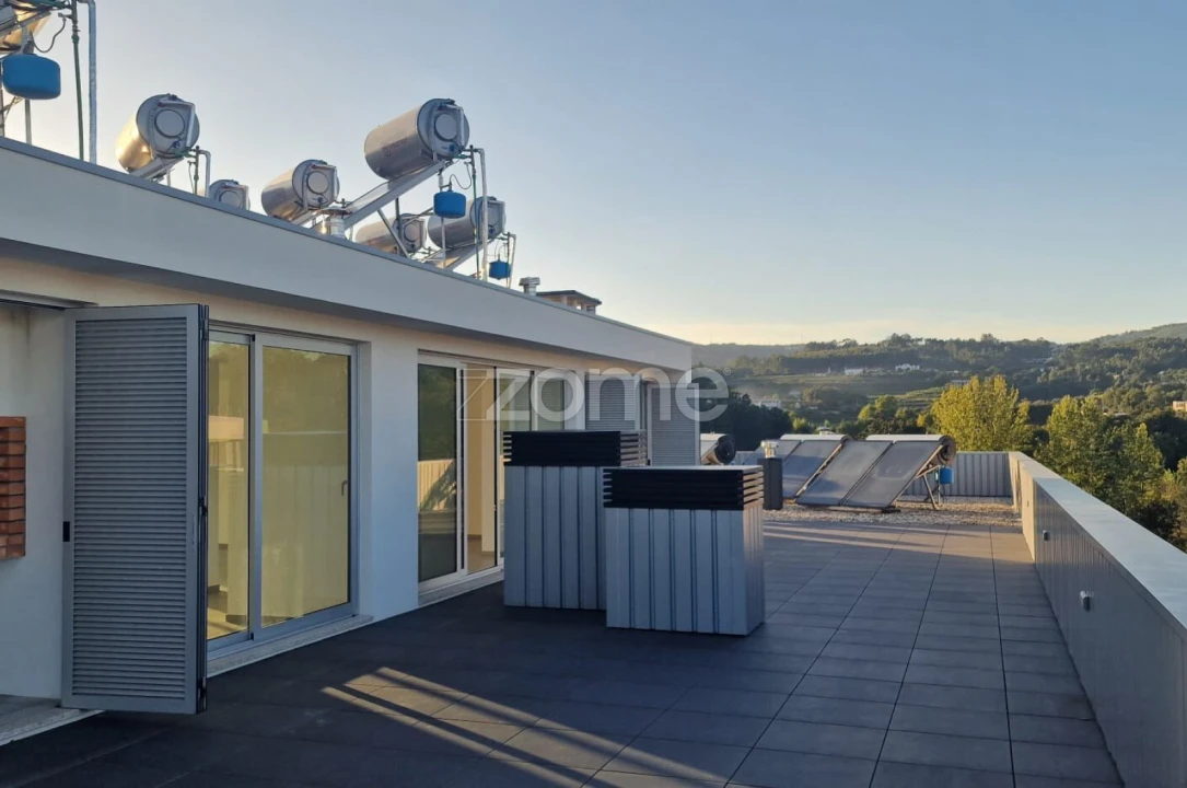 Apartamento T3 para Venda em Vila Verde e Barbudo Foto 18